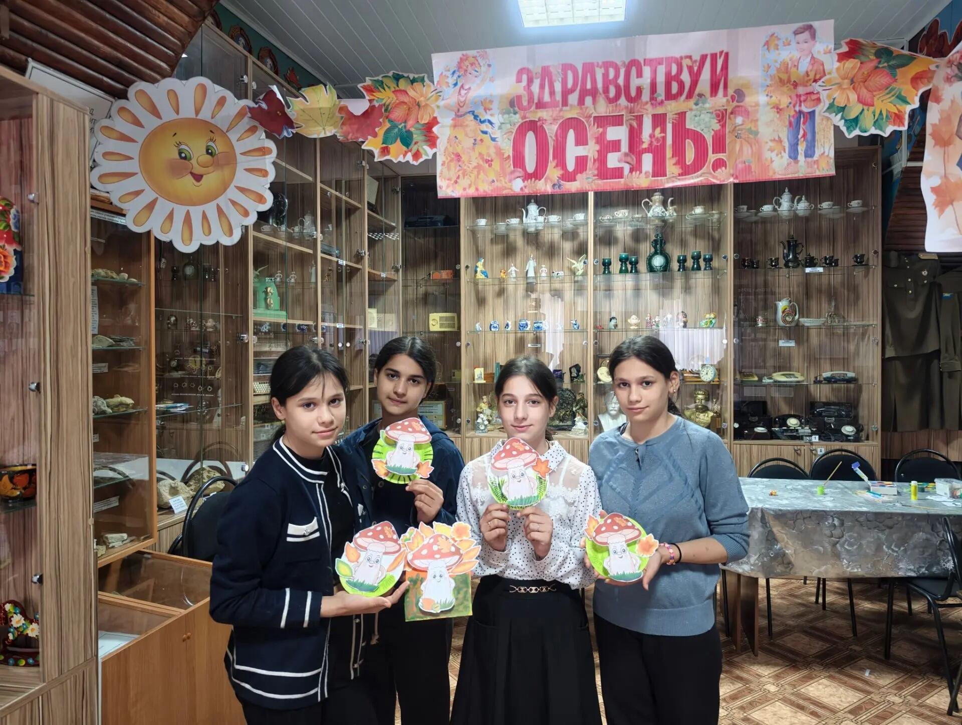Изображение записи Мастер-класс:«Золотая осень в руках: создаем шедевры»